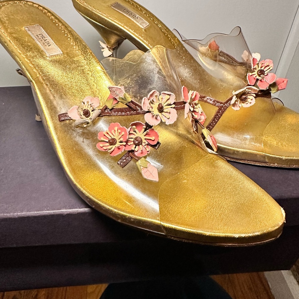 Vintage Prada Gold Leather Floral PVC Mules with Metal Heel - Picture 9 of 10